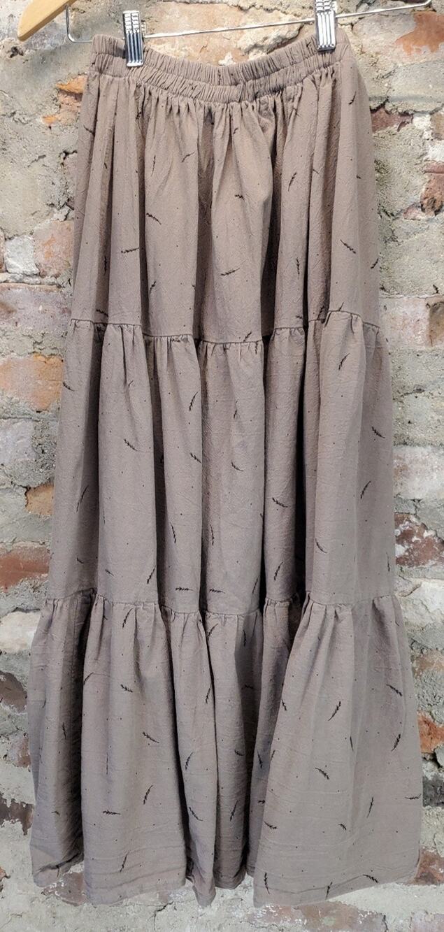 Womens Sz S Maxi Skirt Tiered Elastic Waist Taupe Patterned Boho Cottagecore